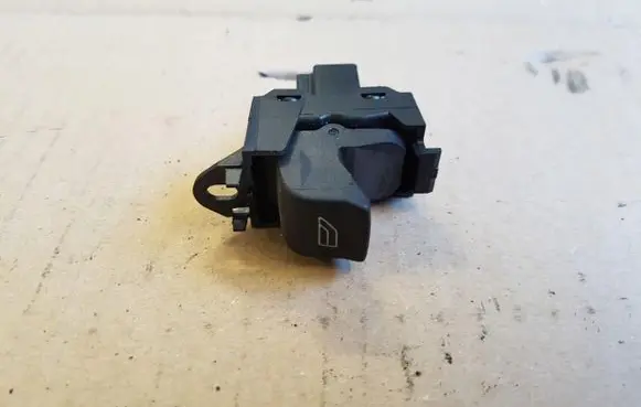 Volvo V50 Electric window control switch