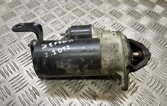 Opel Zafira A Starter motor 0001109055