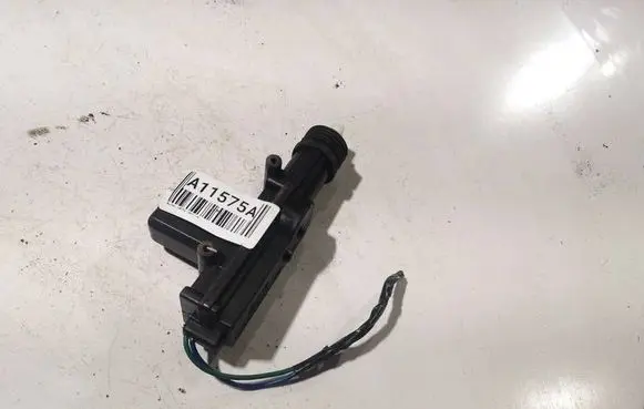 Hyundai Lantra II Central locking motor 932037992