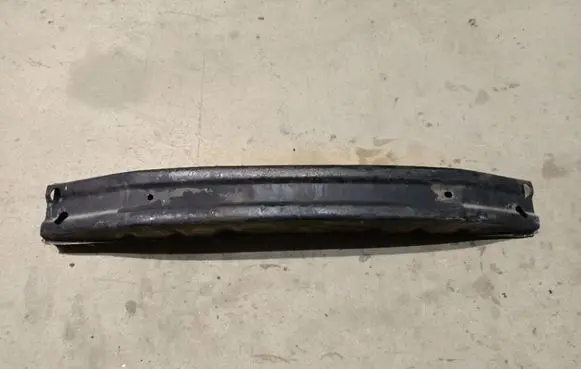 Chrysler PT Cruiser Front bumper cross member