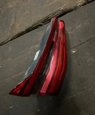 BMW 6 G32 Gran Turismo Tailgate rear/tail lights 7376485 BMWG32T2
