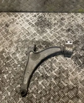 Opel Insignia A Front lower control arm/wishbone 13273604 13318884