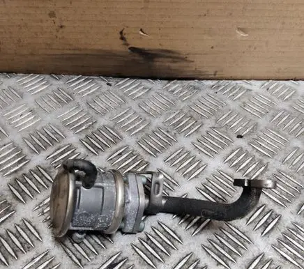 Audi A6 S6 C6 4F EGR valve 078131102