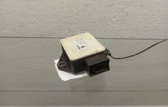 BMW 5 E60 E61 ESP (stability system) control unit 6774602 0265005681 7005143