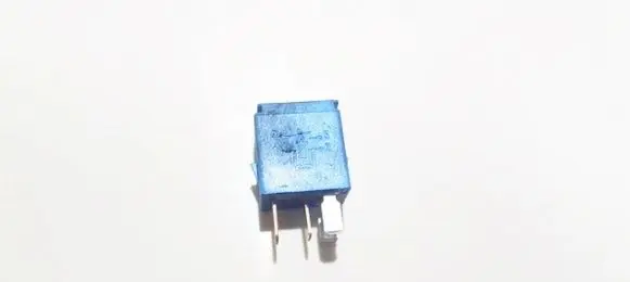 Nissan Almera Tino Other relay 252309f920 4ra007813-03