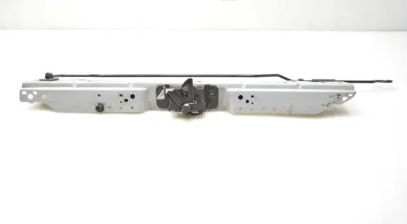 Chevrolet Cruze Engine bonnet (hood) release handle