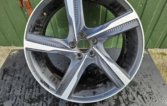 Volvo XC60 R20 alloy rim 31362964