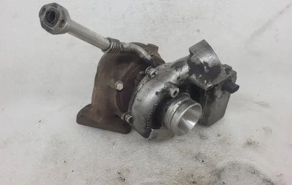 Mercedes-Benz E W212 Turbo A6510902780
