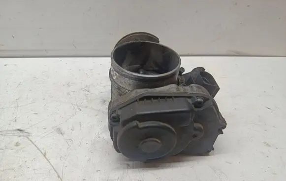 Audi A6 S6 C5 4B Throttle valve 078133063AL