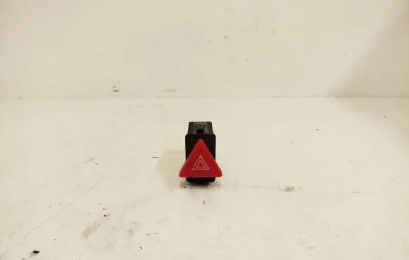 Skoda Octavia Mk1 (1U) Hazard light switch