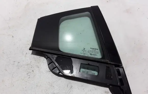 Rear vent window glass