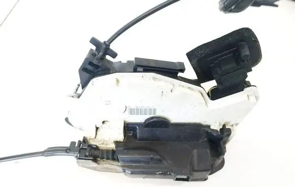 Seat Leon (5F) Front door lock 5K2837015H