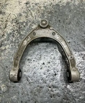 Audi Q7 4L Front upper control arm/wishbone 
