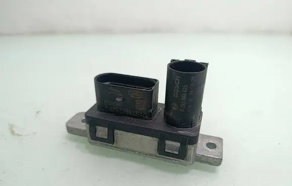 Land Rover Discovery Sport Glow plug pre-heat relay 0281003129 GX7312B533AD