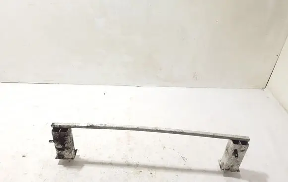 Volvo XC60 Radiator mount bracket 32246765