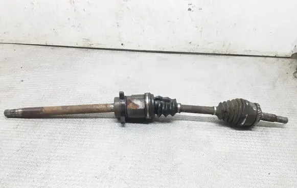 Nissan Maxima A34 Front driveshaft