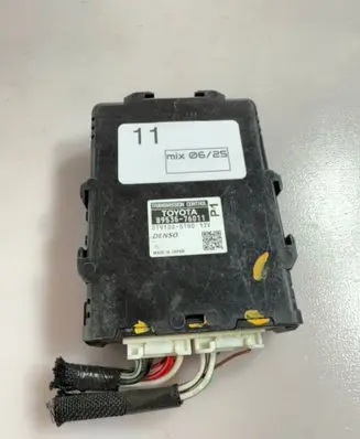 Toyota Prius (XW30) Gearbox control unit/module 8953576011 0791005780