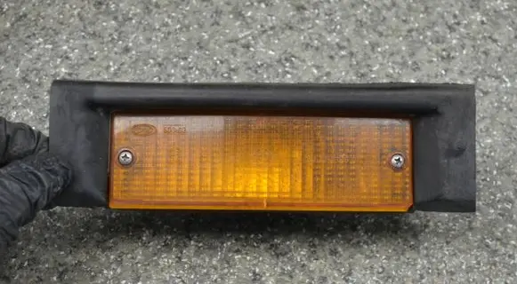 BMW 3 E30 Front indicator light 63131377993 63131386011