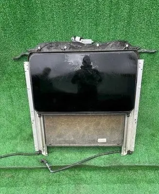 Mercedes-Benz E W212 Sunroof glass 2127800540autoas