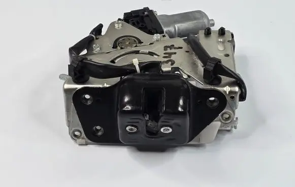 Jeep Grand Cherokee Tailgate/trunk/boot lock/catch/latch AY1638000780