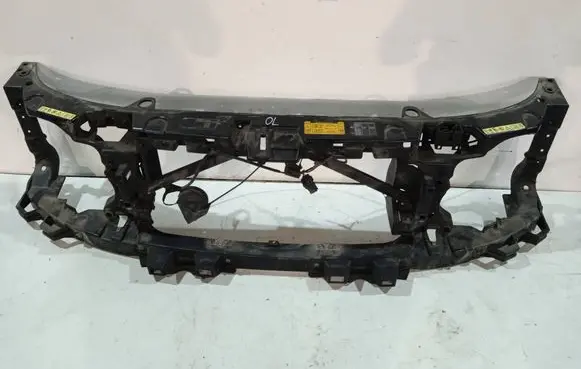 Land Rover Discovery 3 - LR3 Radiator support slam panel BAC500450