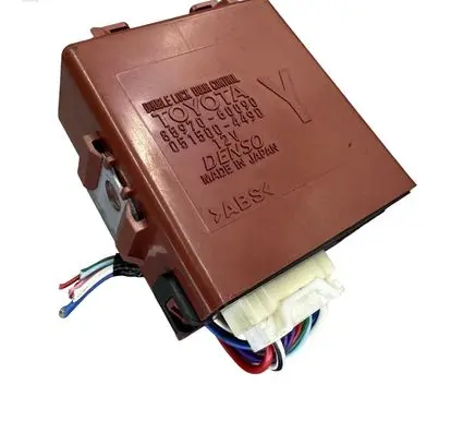Toyota Land Cruiser (J150) Door control unit/module 8597060090
