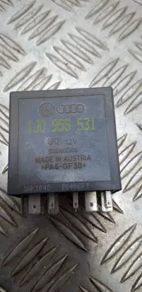 Volkswagen PASSAT B5.5 Window wiper relay 1J0955531 B040603 5WK1045