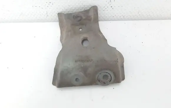 Toyota Yaris Other engine bay part 557220D20