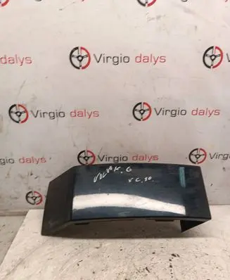 Volvo XC90 Rear/tail light trim molding 8620819