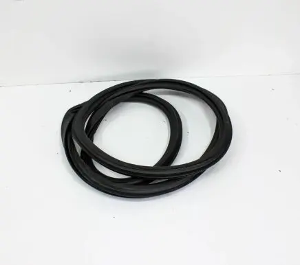 Audi Q3 8U Rubber seal rear door 