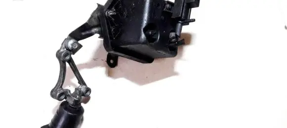 Vacuum air tank