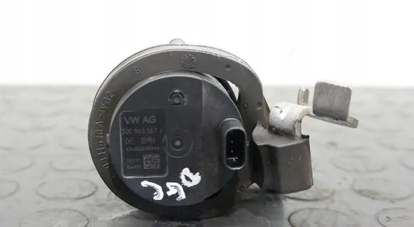 Volkswagen Golf VII Water pump 5Q0965567J