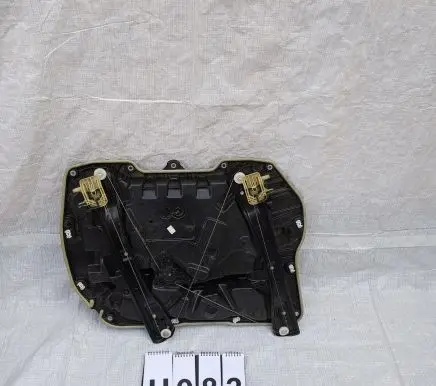BMW X7 G07 Front door window regulator with motor 9479298
