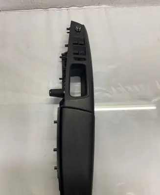 Audi A8 S8 D4 4H Front door interior handle trim 4H1959517