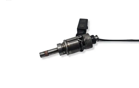 Audi Q7 4L Fuel injector 06D133036D