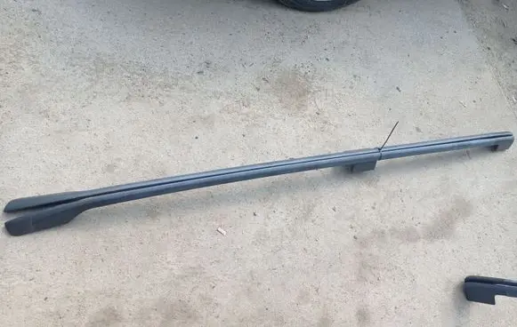 Volvo V70 Roof bar rail