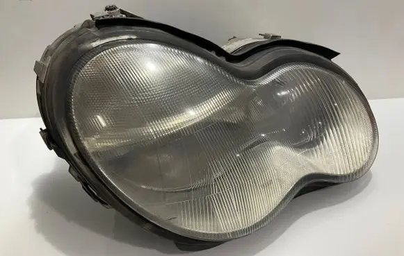 Mercedes-Benz C W203 Headlight/headlamp 0301166202