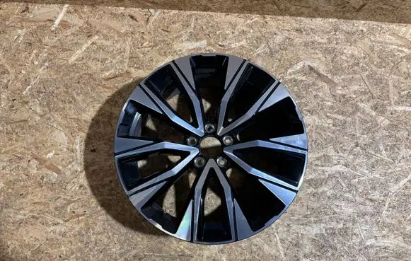 R19 alloy rim