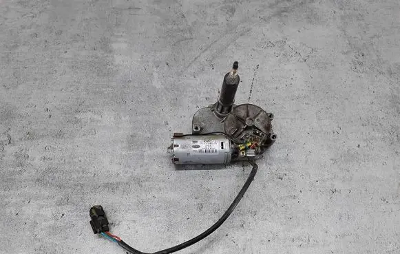 Rear window wiper motor