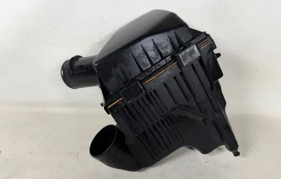 Dacia Sandero III Air filter box cover 