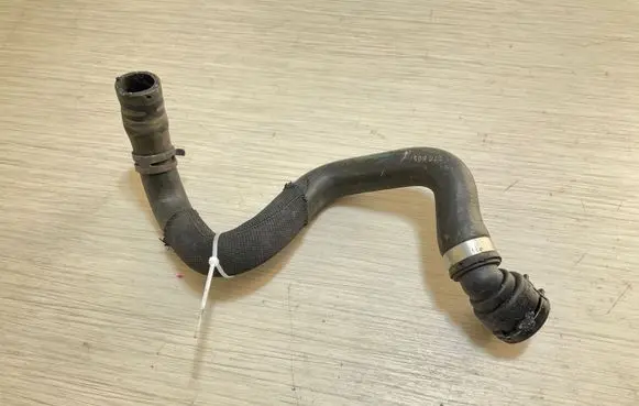 BMW 5 F10 F11 Engine coolant pipe/hose 9170347 15476810