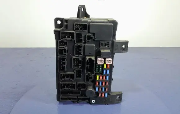 Mitsubishi Outlander Fuse box set 8637A865