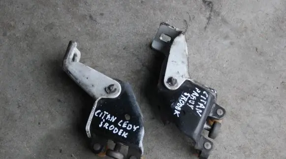 Mercedes-Benz Citan W415 Sliding door upper roller guide/hinge 
