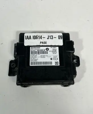 Dodge Durango III Antenna control unit 68343277AD