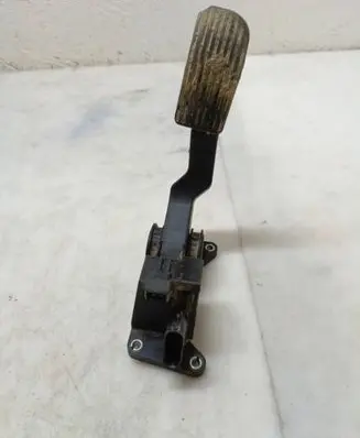Mercedes-Benz Vito Viano W638 Accelerator throttle pedal 0281002337 789500036 A9013000504