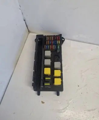 Volkswagen Crafter Fuse module 9065450101 5B11F0117 01172012