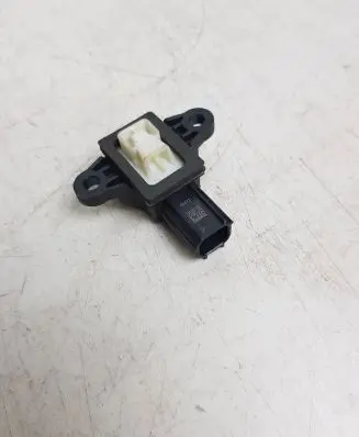 Land Rover Range Rover L405 Airbag deployment crash/impact sensor CK5214C676AA 06262013