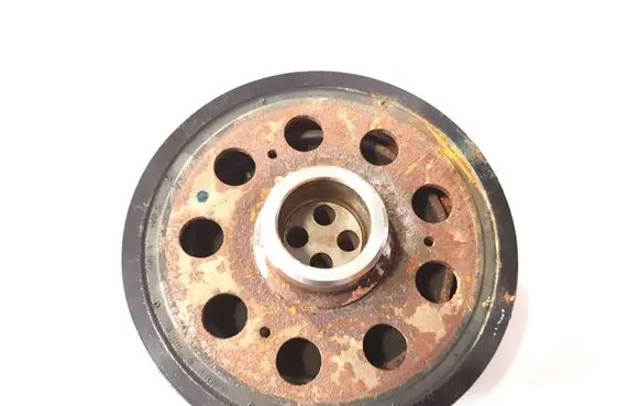 BMW 1 F20 F21 Crankshaft pulley 851207203 10254356 10282100067