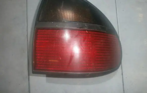 Renault Laguna I Rear/tail lights 2225
