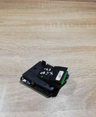 Volvo XC90 Steering wheel buttons/switches 8666729